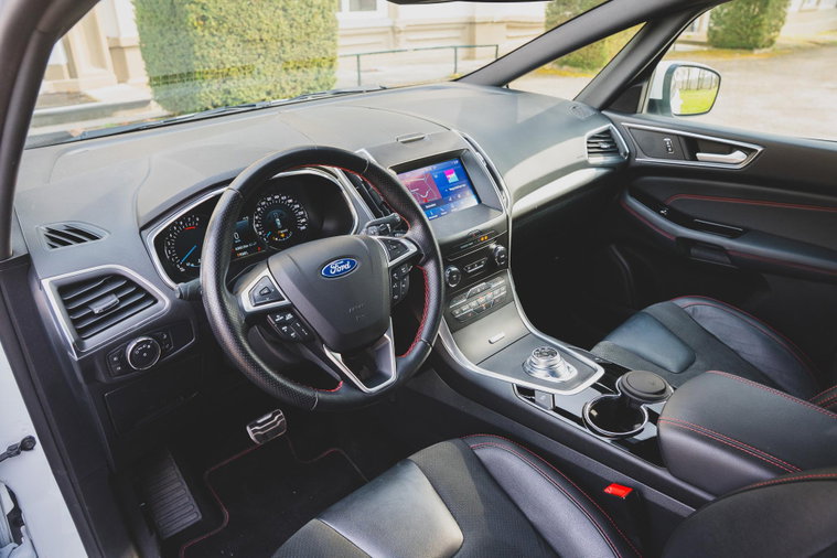 Vehicle Image 21