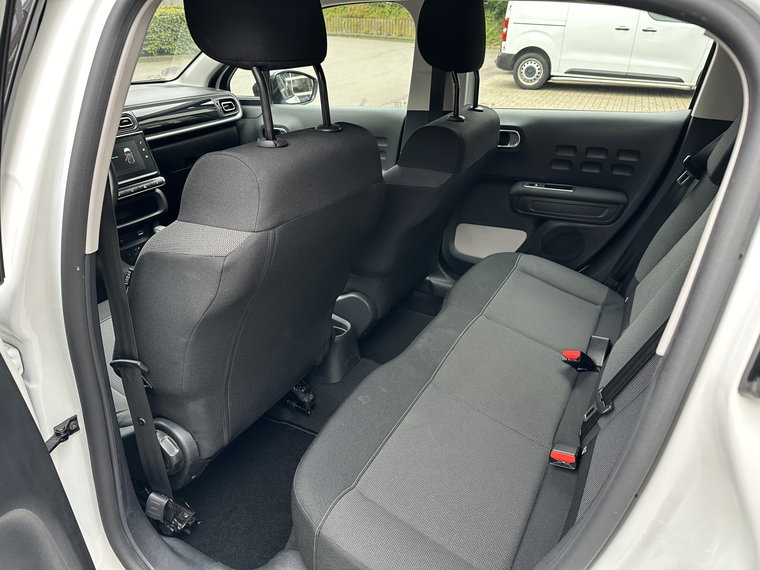 Vehicle Image 22
