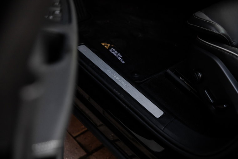 Vehicle Image 30