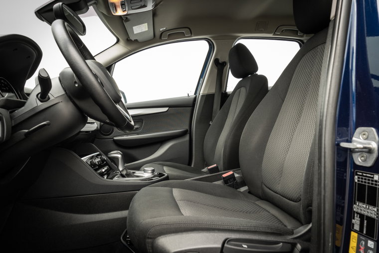 Vehicle Image 14