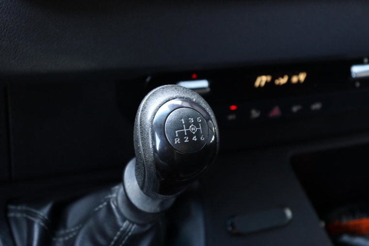 Vehicle Image 28