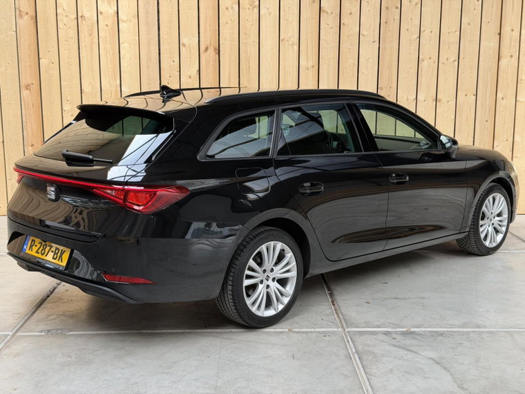 Vehicle Image 38