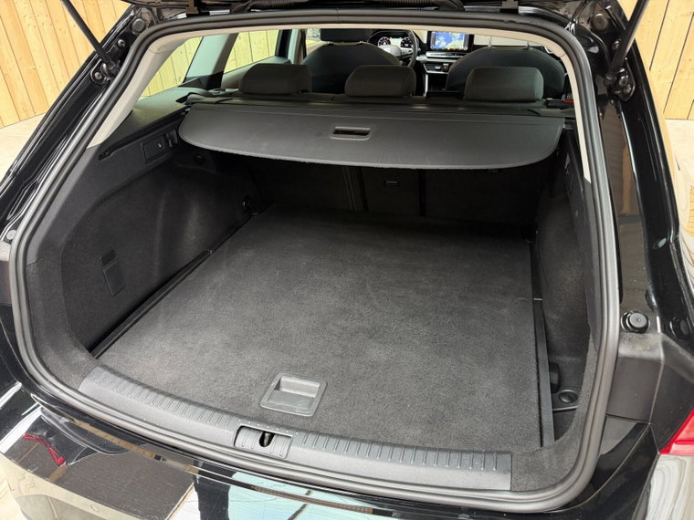 Vehicle Image 41