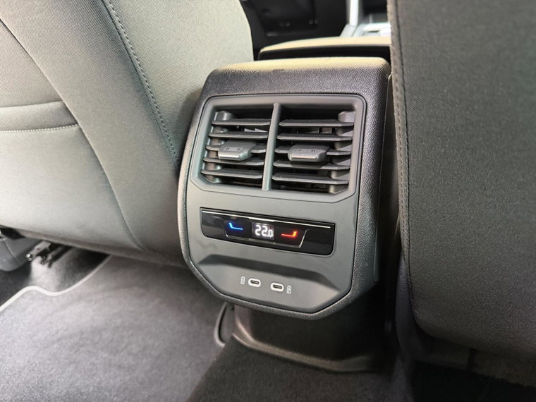 Vehicle Image 49