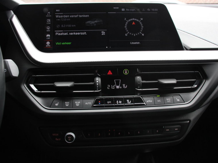 Vehicle Image 38