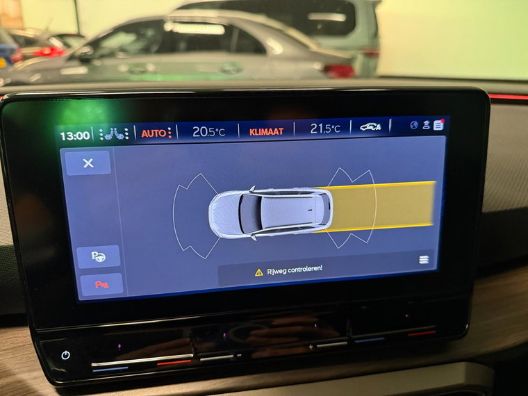 Vehicle Image 39