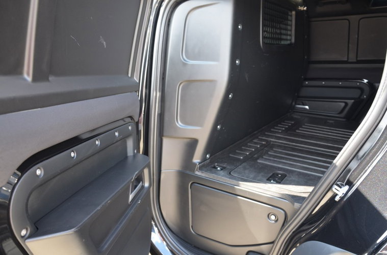 Vehicle Image 8