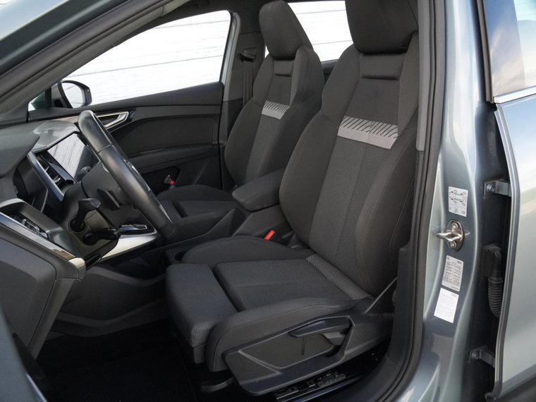 Vehicle Image 40