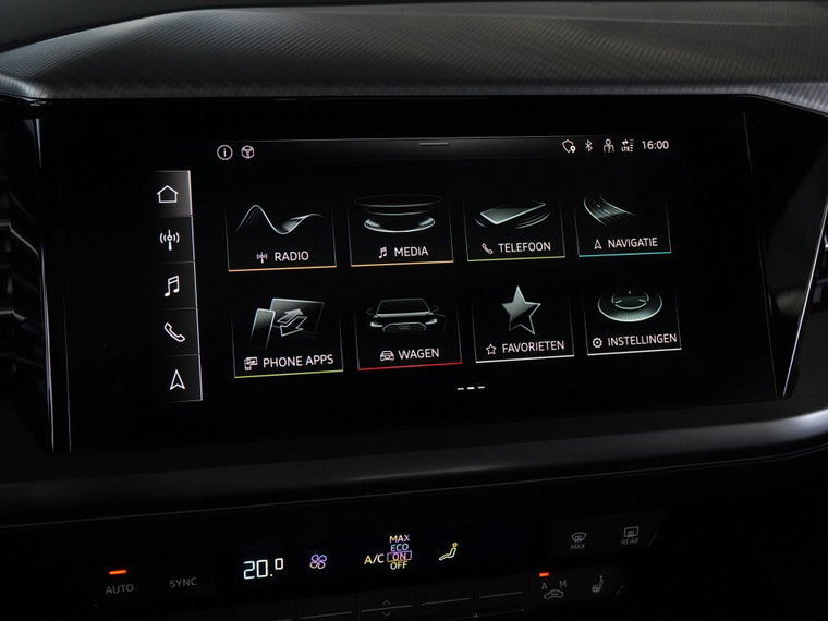Vehicle Image 43