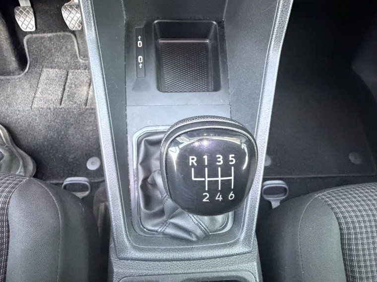 Vehicle Image 41