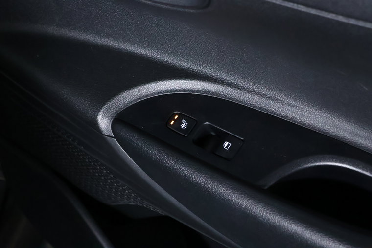 Vehicle Image 17