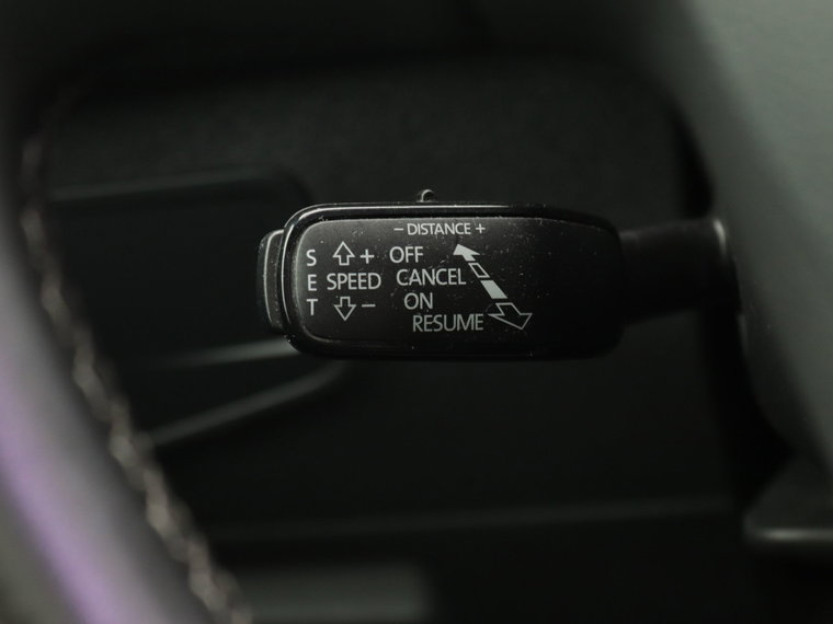 Vehicle Image 29