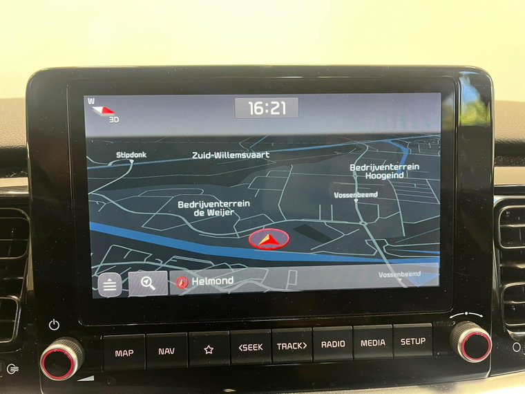 Vehicle Image 22