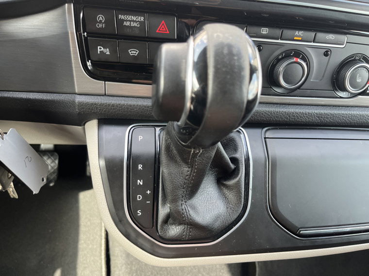 Vehicle Image 28