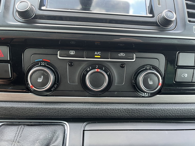 Vehicle Image 29