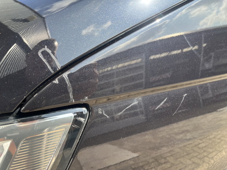 Vehicle Image 40