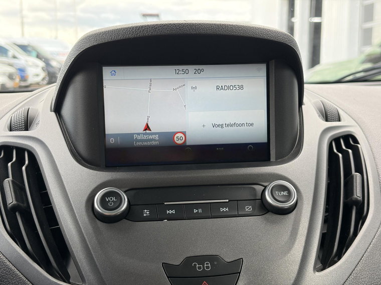 Vehicle Image 14