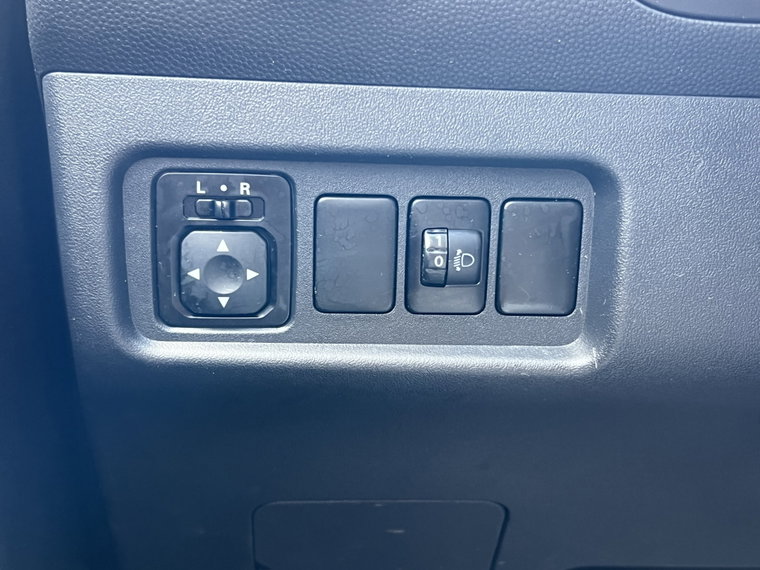 Vehicle Image 27