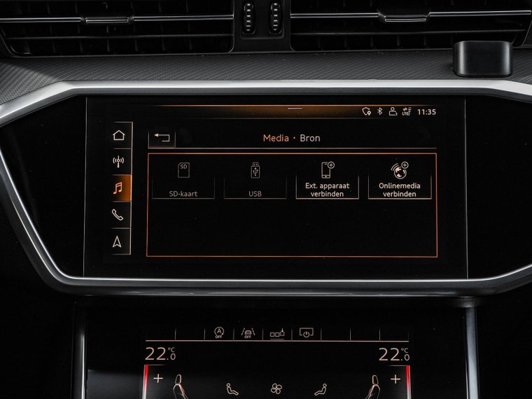 Vehicle Image 26