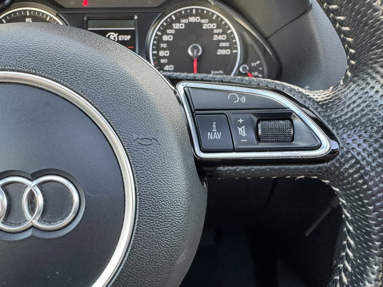 Vehicle Image 37