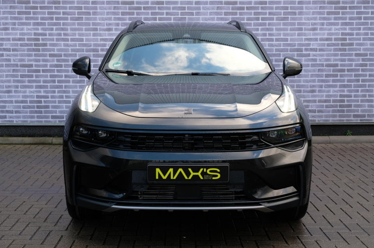 Vehicle Image 15
