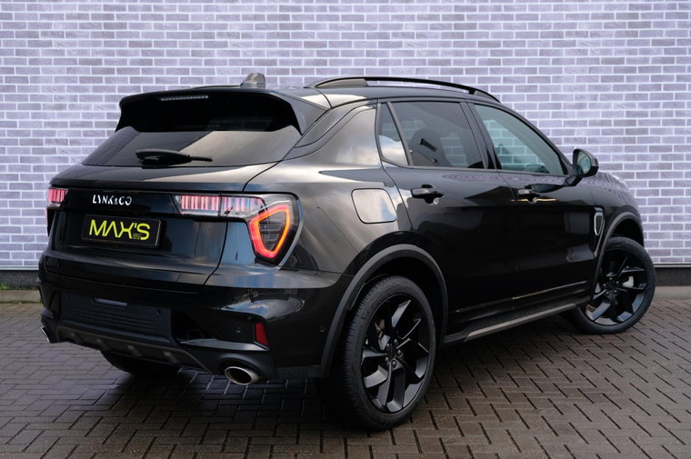Vehicle Image 6