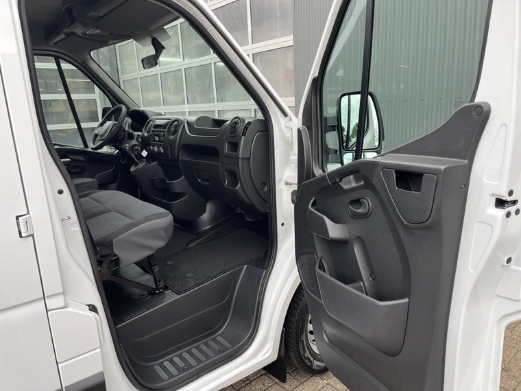 Vehicle Image 41