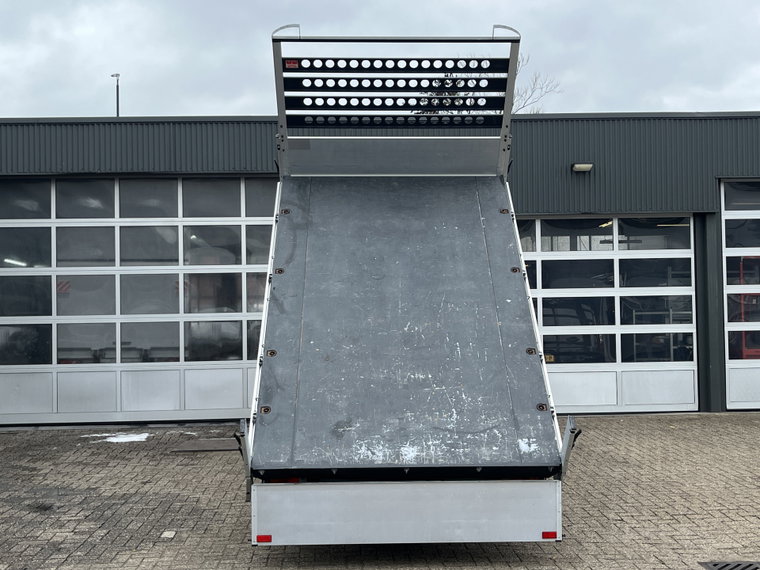 Vehicle Image 45