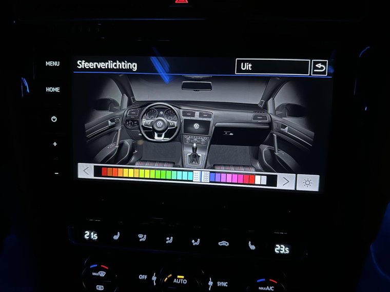Vehicle Image 32