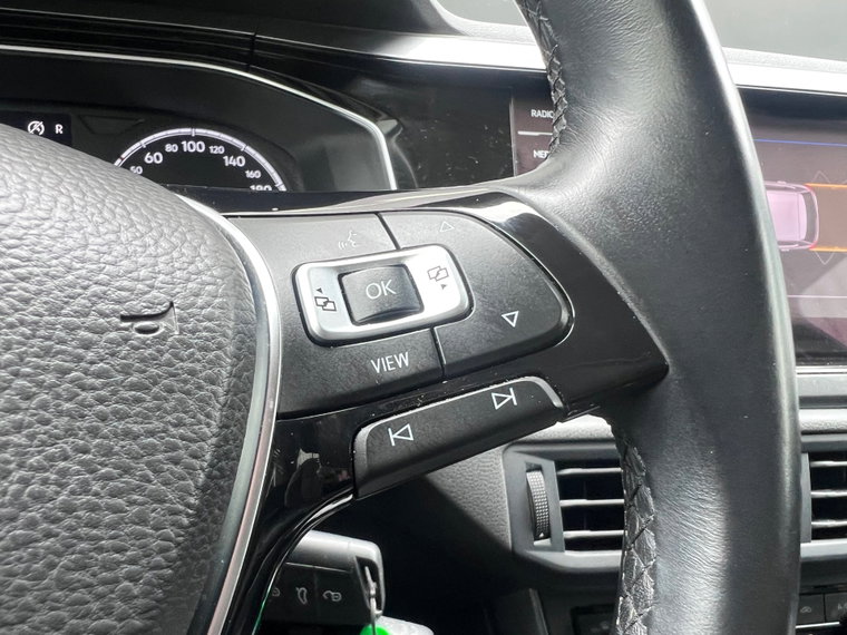Vehicle Image 28