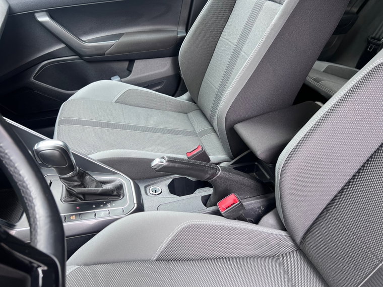 Vehicle Image 39