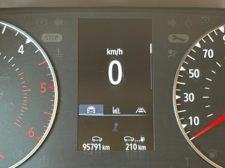 Vehicle Image 25