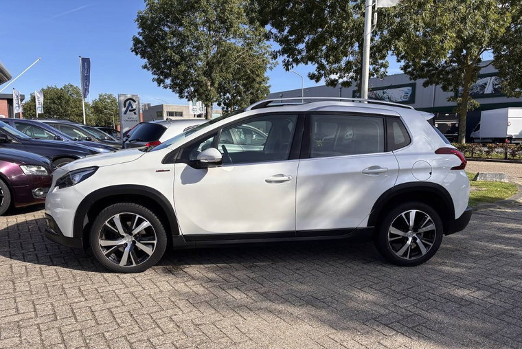 Vehicle Image 7