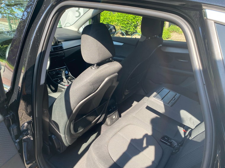 Vehicle Image 38