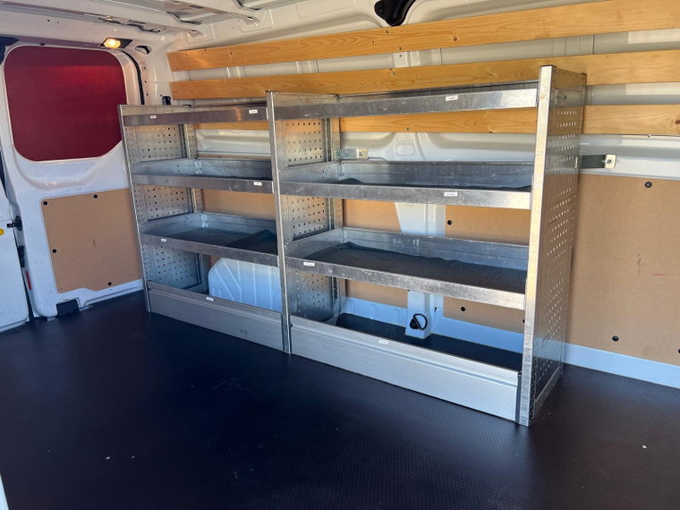 Vehicle Image 13