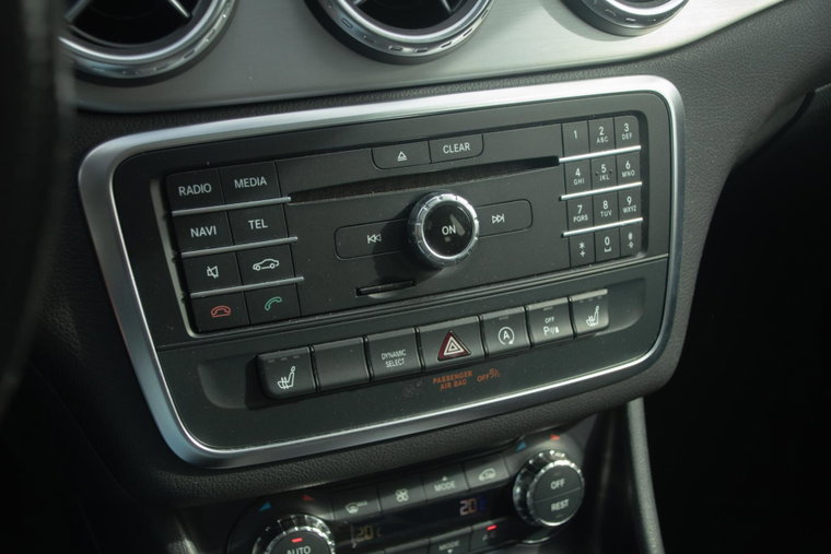 Vehicle Image 26