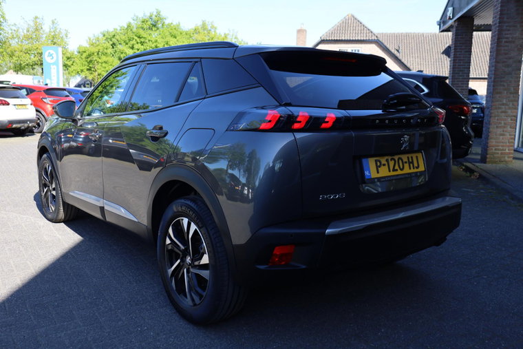 Vehicle Image 26