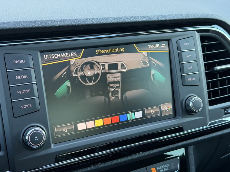 Vehicle Image 32