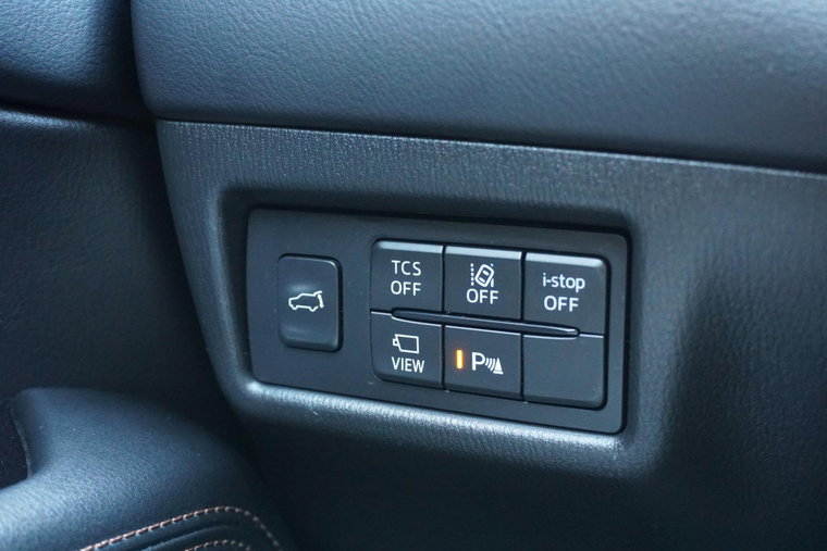 Vehicle Image 24