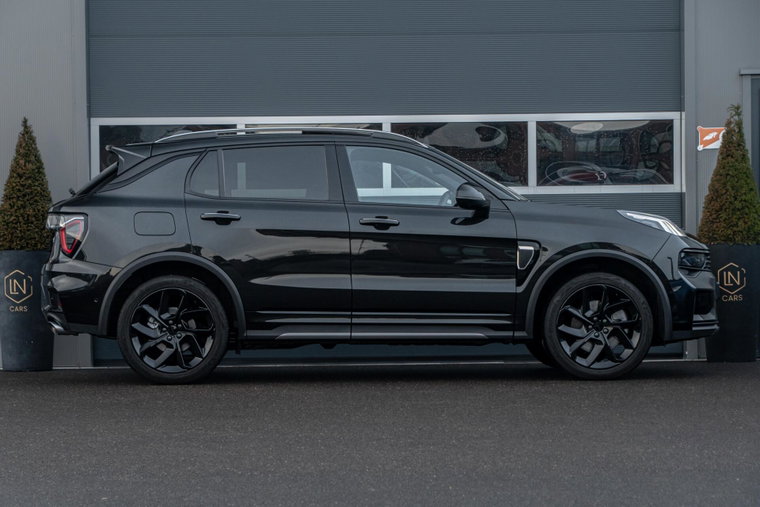 Vehicle Image 11