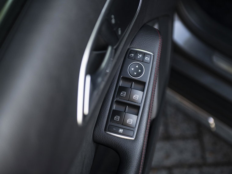 Vehicle Image 45