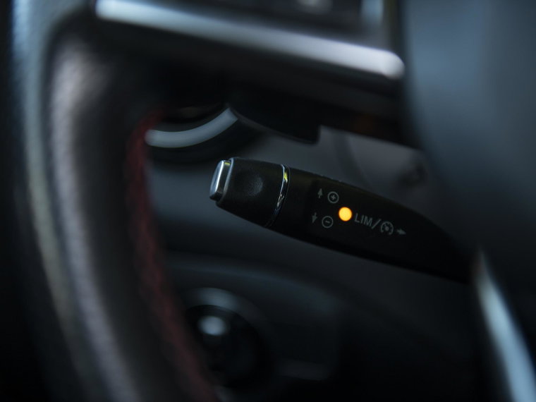 Vehicle Image 46