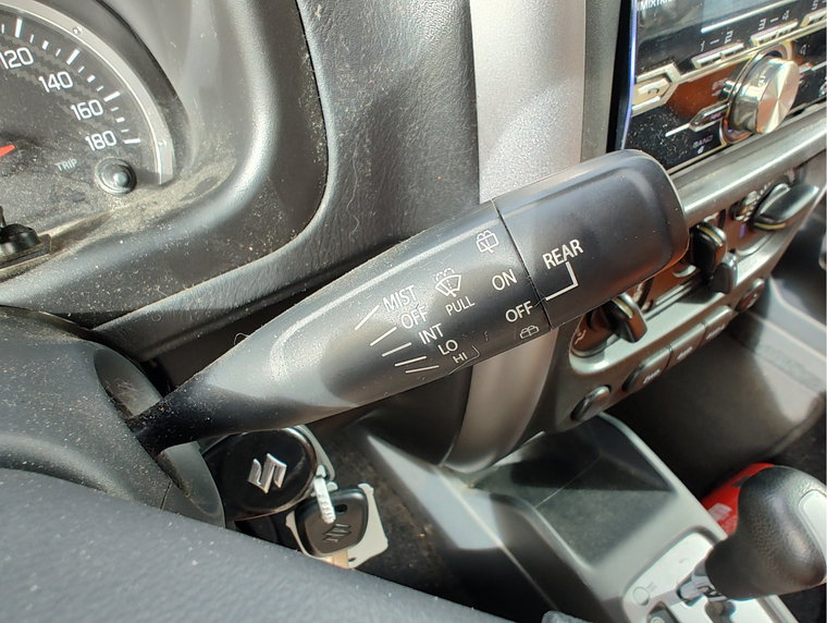 Vehicle Image 18