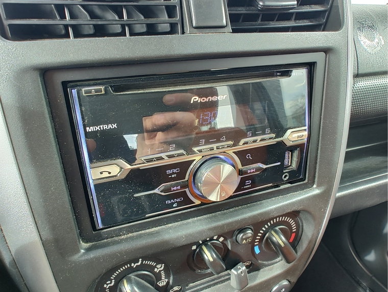 Vehicle Image 11