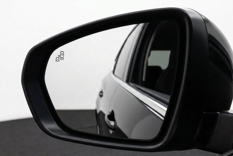 Vehicle Image 23