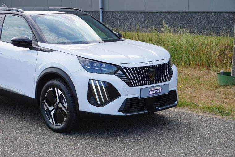 Vehicle Image 36