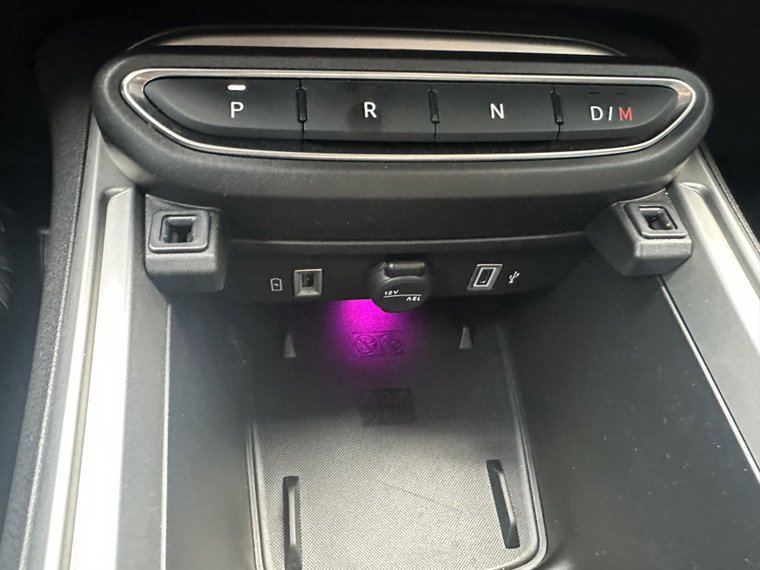 Vehicle Image 24