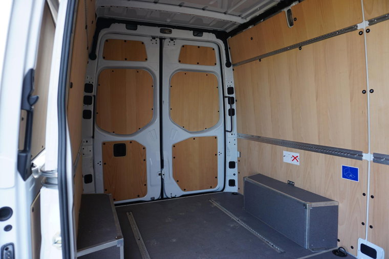 Vehicle Image 19