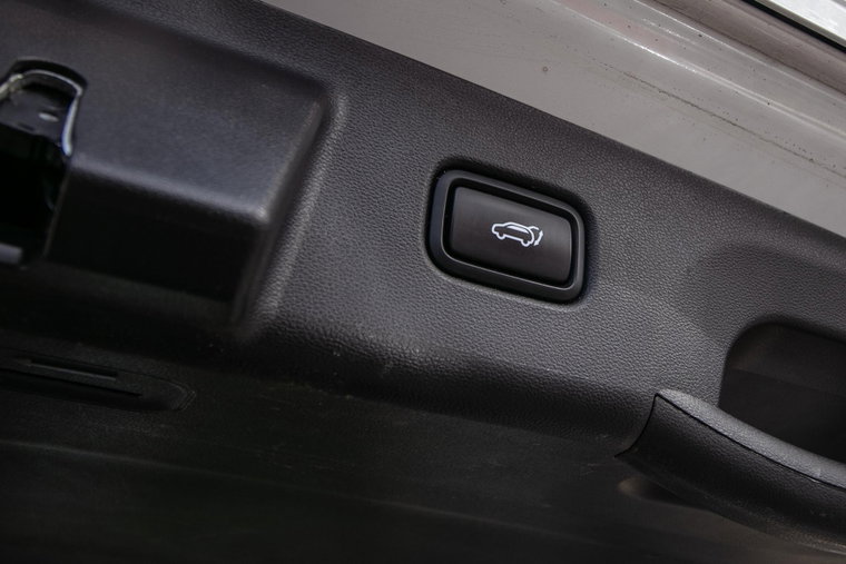 Vehicle Image 43