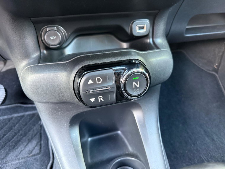 Vehicle Image 22